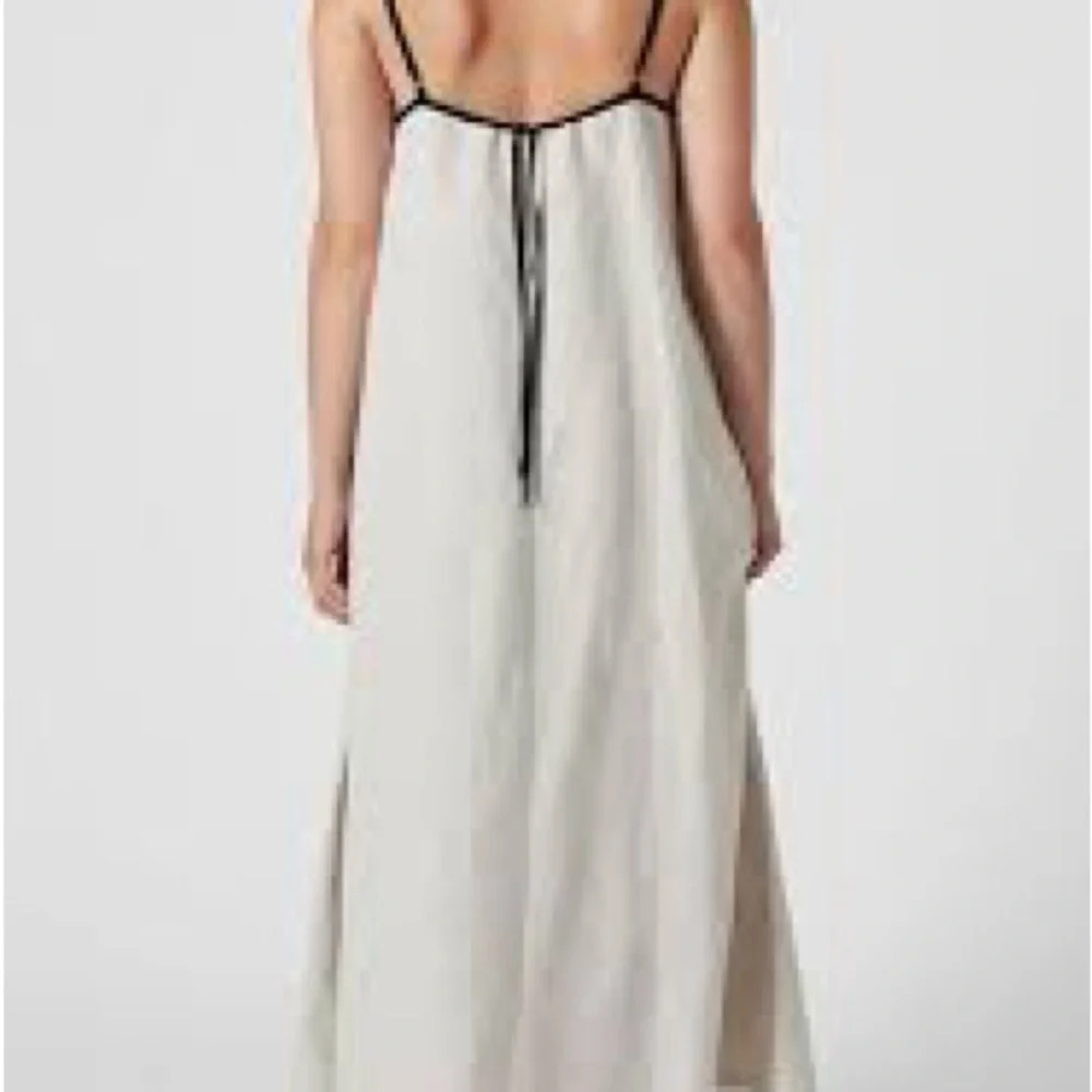 Viral Elegant Cream linen Maxi Dress - Picture 7 of 13